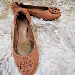 Tory burch brown leather flats